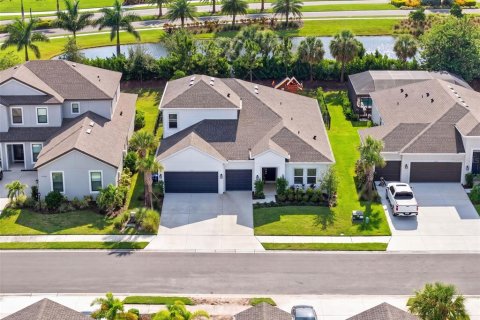 Casa en venta en Bradenton, Florida, 5 dormitorios, 325.16 m2 № 2314542 - foto 5