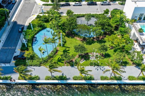 Снять в аренду кондоминиум в Майами, Флорида 3 спальни, 151.8м2, № 1797599 - фото 17