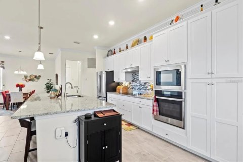 House in Port Charlotte, Florida 4 bedrooms, 220.55 sq.m. № 2166778 - photo 11