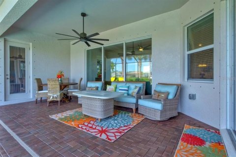 House in Port Charlotte, Florida 4 bedrooms, 220.55 sq.m. № 2166778 - photo 22