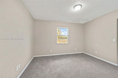 Villa ou maison à vendre à West Palm Beach, Floride: 3 chambres, 176.89 m2 № 2026671 - photo 15