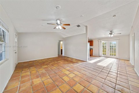 Villa ou maison à vendre à West Palm Beach, Floride: 3 chambres, 176.89 m2 № 2026671 - photo 4