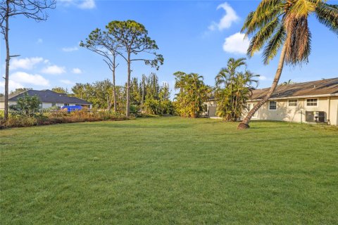 Villa ou maison à vendre à West Palm Beach, Floride: 3 chambres, 176.89 m2 № 2026671 - photo 28