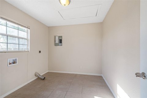 Villa ou maison à vendre à West Palm Beach, Floride: 3 chambres, 176.89 m2 № 2026671 - photo 25