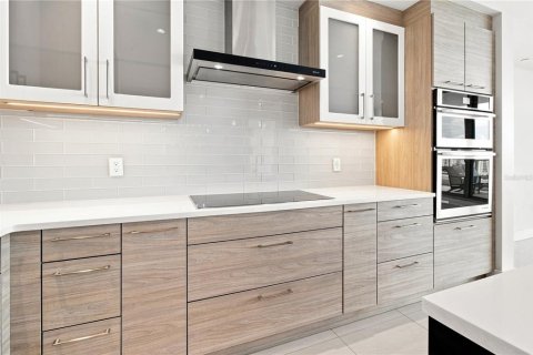 Copropriété à vendre à Sarasota, Floride: 2 chambres, 164.44 m2 № 2314314 - photo 19