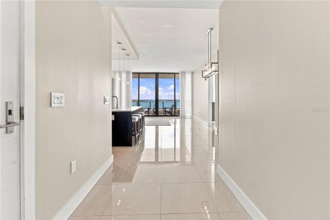 Copropriété à vendre à Sarasota, Floride: 2 chambres, 164.44 m2 № 2314314 - photo 9