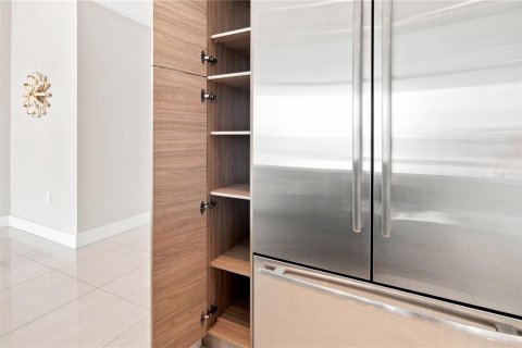 Copropriété à vendre à Sarasota, Floride: 2 chambres, 164.44 m2 № 2314314 - photo 16