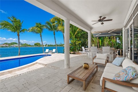 Casa en alquiler en Miami Beach, Florida, 4 dormitorios, 431.53 m2 № 2066861 - foto 15