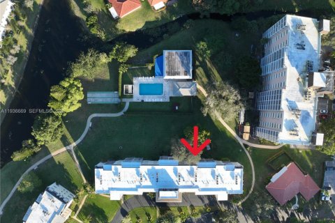 Copropriété à vendre à Coral Springs, Floride: 1 chambre, 93.18 m2 № 1995202 - photo 4