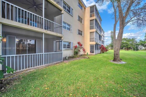 Copropriété à vendre à Coral Springs, Floride: 1 chambre, 93.18 m2 № 1995202 - photo 26