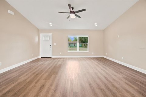 Villa ou maison à vendre à Ocala, Floride: 3 chambres, 126.35 m2 № 2428891 - photo 8