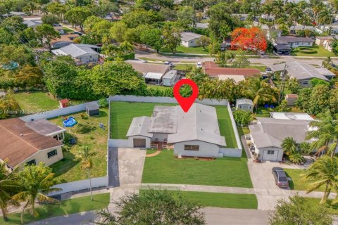 House in Cutler Bay, Florida 3 bedrooms, 152.73 sq.m. № 1752518 - photo 30