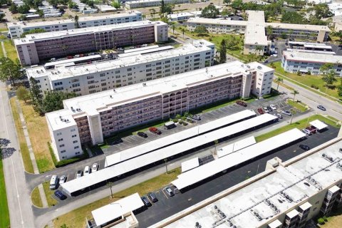 Copropriété à vendre à Saint Petersburg, Floride: 2 chambres, 115.66 m2 № 1673500 - photo 30