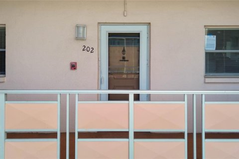 Copropriété à vendre à Saint Petersburg, Floride: 2 chambres, 115.66 m2 № 1673500 - photo 28