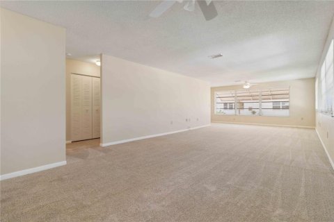 Copropriété à vendre à Saint Petersburg, Floride: 2 chambres, 115.66 m2 № 1673500 - photo 8