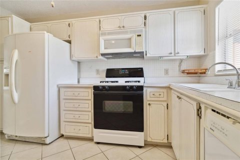 Copropriété à vendre à Saint Petersburg, Floride: 2 chambres, 115.66 m2 № 1673500 - photo 15
