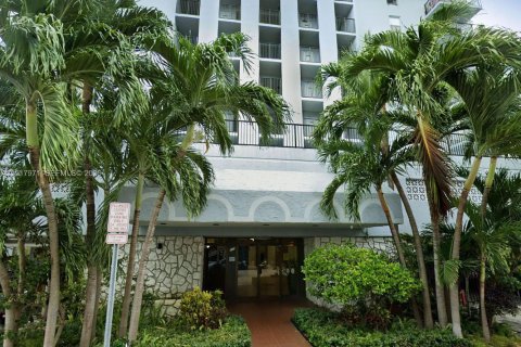 Condo à Miami Beach, Floride, 2 chambres № 2091102