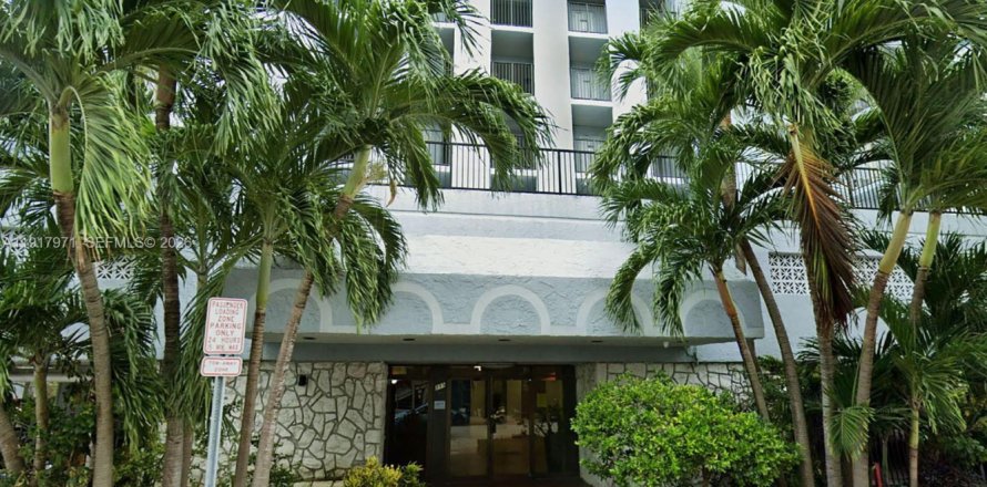 Condo à Miami Beach, Floride, 2 chambres № 2091102