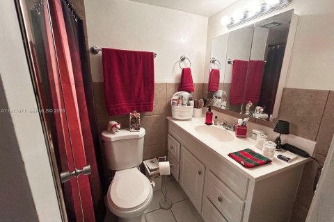 Copropriété à vendre à Miami Beach, Floride: 2 chambres, 79.15 m2 № 2091102 - photo 8