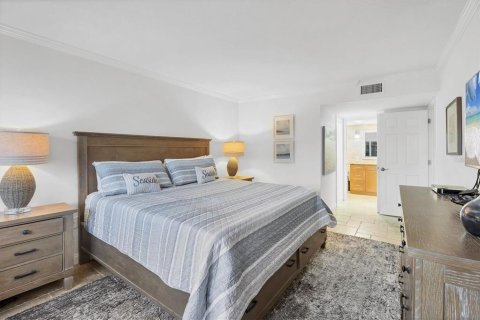 Condo in Sarasota, Florida, 2 bedrooms  № 1634074 - photo 20