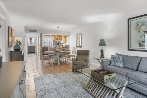 Condo in Sarasota, Florida, 2 bedrooms  № 1634074 - photo 11