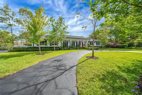 Купить виллу или дом в Майами, Флорида 4 спальни, 226.03м2, № 2056492 - фото 3