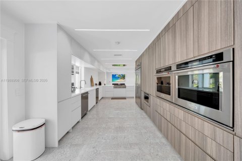 Купить виллу или дом в Майами, Флорида 4 спальни, 226.03м2, № 2056492 - фото 22