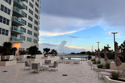 Copropriété à louer à Miami Beach, Floride: 2 chambres, 101.82 m2 № 1787056 - photo 29
