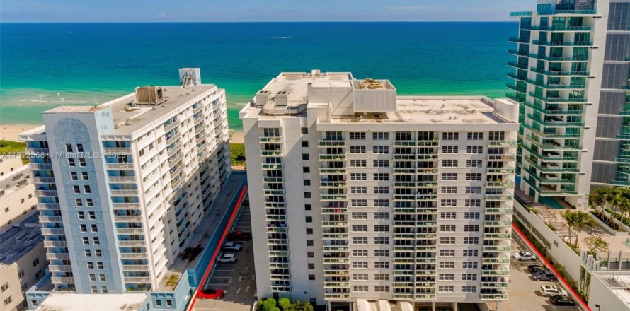 Condo à Miami Beach, Floride, 2 chambres  № 1787056