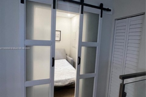 Copropriété à louer à Miami Beach, Floride: 2 chambres, 101.82 m2 № 1787056 - photo 26
