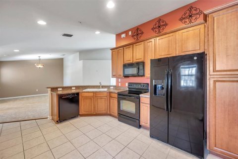 Townhouse in Riverview, Florida 3 bedrooms, 164.53 sq.m. № 1722941 - photo 12