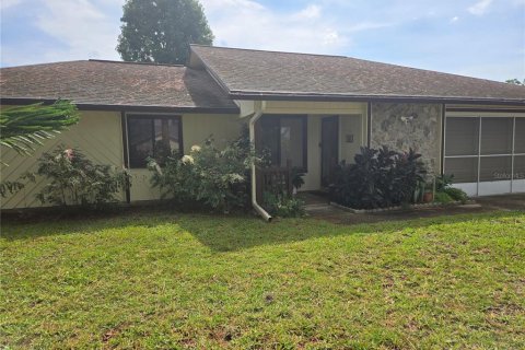 House in Edgewater, Florida 3 bedrooms, 168.43 sq.m. № 1829654 - photo 1