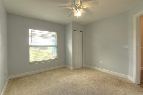 House in Frostproof, Florida 4 bedrooms, 166.85 sq.m. № 2147999 - photo 16