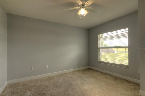House in Frostproof, Florida 4 bedrooms, 166.85 sq.m. № 2147999 - photo 15