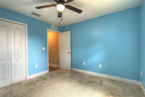 House in Frostproof, Florida 4 bedrooms, 166.85 sq.m. № 2147999 - photo 26