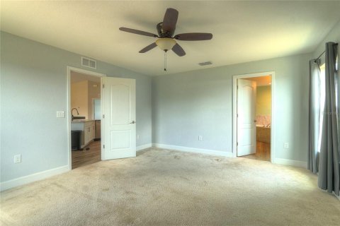 House in Frostproof, Florida 4 bedrooms, 166.85 sq.m. № 2147999 - photo 20