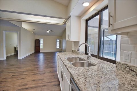 House in Port Charlotte, Florida 3 bedrooms, 222.32 sq.m. № 1426689 - photo 14