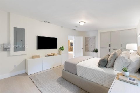 House in Miami Shores, Florida 4 bedrooms, 238.85 sq.m. № 2414475 - photo 28
