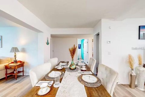 Casa en alquiler en Clearwater, Florida, 4 dormitorios, 189.71 m2 № 1909373 - foto 10