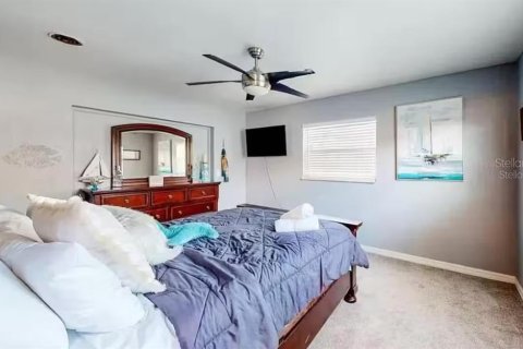 Casa en alquiler en Clearwater, Florida, 4 dormitorios, 189.71 m2 № 1909373 - foto 21