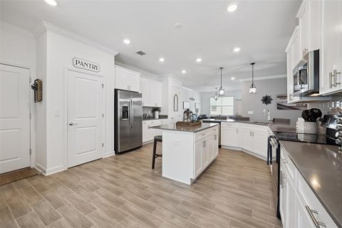 Купить виллу или дом в Гроувленд, Флорида 7 комнат, 221.01м2, № 2225326 - фото 15