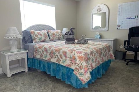 Casa en venta en Bradenton, Florida, 4 dormitorios, 249.07 m2 № 1900664 - foto 25