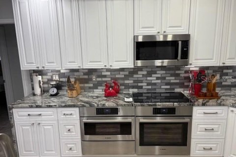 Casa en venta en Bradenton, Florida, 4 dormitorios, 249.07 m2 № 1900664 - foto 11