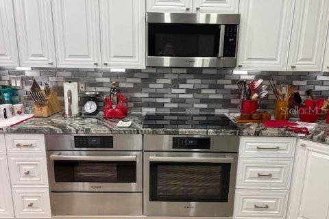 Casa en venta en Bradenton, Florida, 4 dormitorios, 249.07 m2 № 1900664 - foto 13