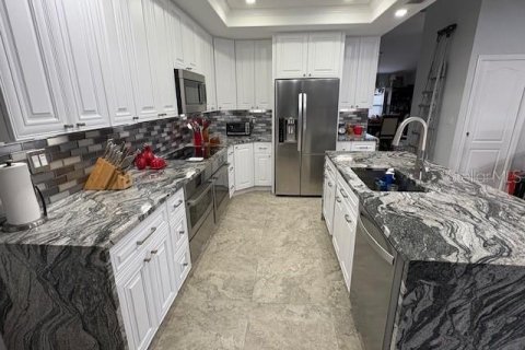 Casa en venta en Bradenton, Florida, 4 dormitorios, 249.07 m2 № 1900664 - foto 8