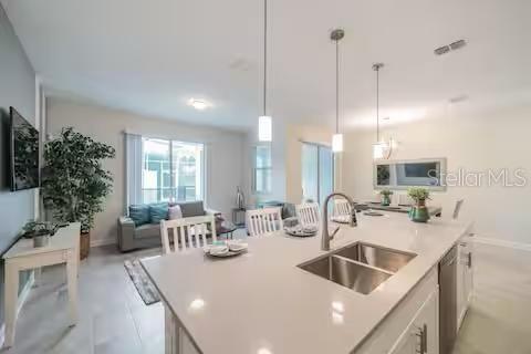 Adosado en venta en Davenport, Florida, 4 dormitorios, 177.81 m2 № 1832998 - foto 3