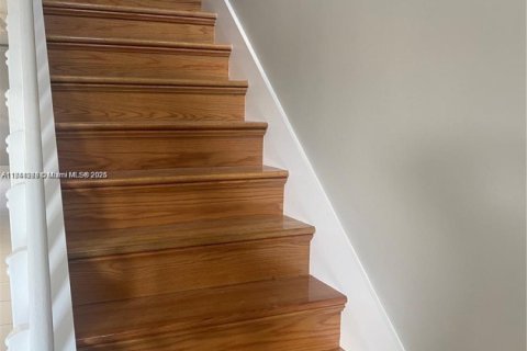 Copropriété à vendre à Miami, Floride: 3 chambres, 107.77 m2 № 1941885 - photo 3