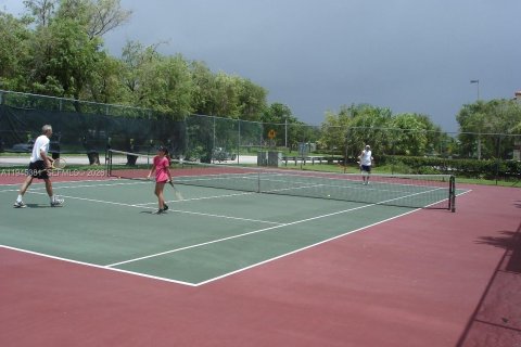 Снять в аренду кондоминиум в Майами, Флорида 1 спальня, 73.11м2, № 2001812 - фото 16