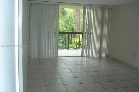 Снять в аренду кондоминиум в Майами, Флорида 1 спальня, 73.11м2, № 2001812 - фото 6