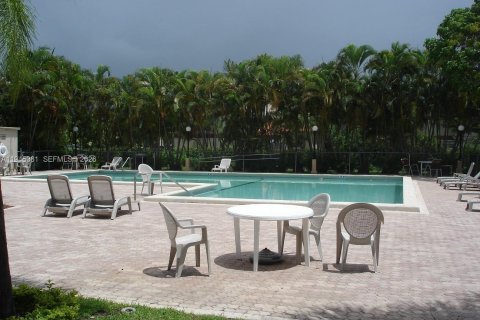 Снять в аренду кондоминиум в Майами, Флорида 1 спальня, 73.11м2, № 2001812 - фото 12